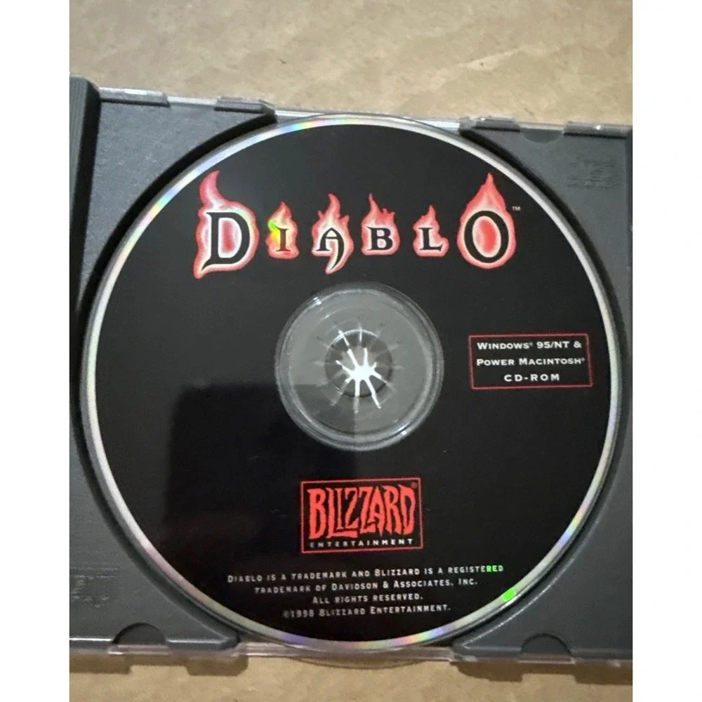 Diablo PC Game 1998 Blizzard Entertainment Windows 95 Mac CD-ROM Jewel Case